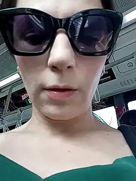 Brilliant-Queen1 from StripChat is Freechat