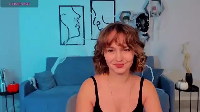 BritnieCute from StripChat is Freechat