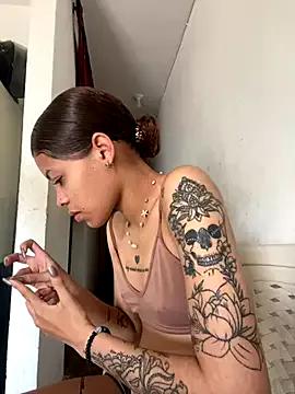 Bunny_bel from StripChat is Freechat