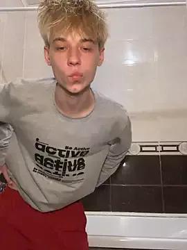 bunny_ben from StripChat is Freechat