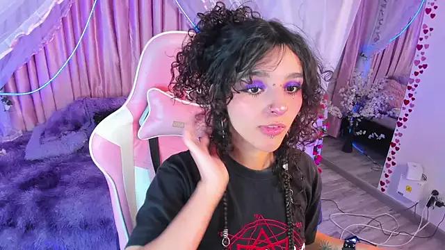 bunny_curly from StripChat is Freechat