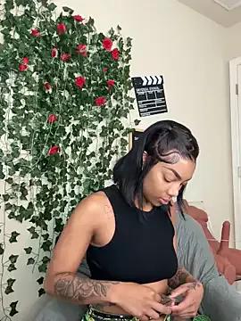Photos of butterflybootyy from StripChat is Freechat