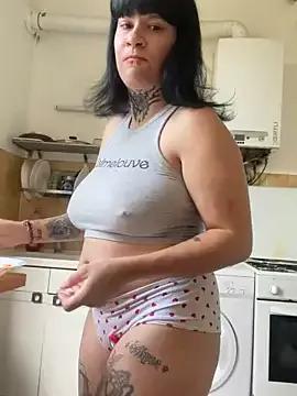 callmelouve_ from StripChat is Freechat