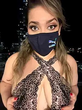 Photos of cam_divaa from StripChat is Freechat