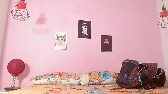 camila_natalia from StripChat is Freechat