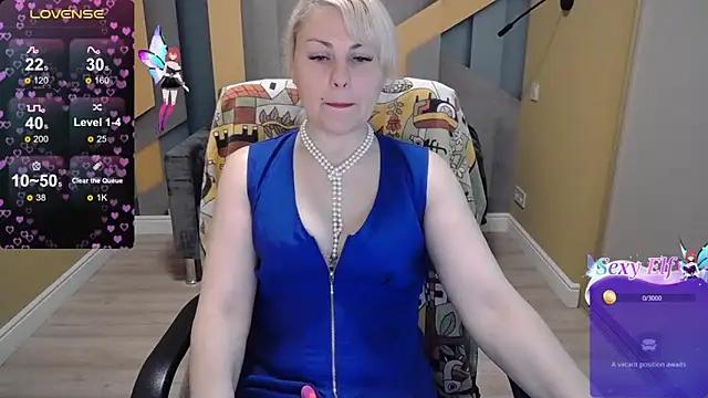Entertain your itch for girls livestreamers with our collection of stunning models, skilled in the art of temptation and delight.