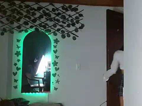 canelasexy_1 from StripChat is Freechat