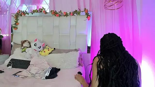 Carlie_Evans from StripChat is Freechat