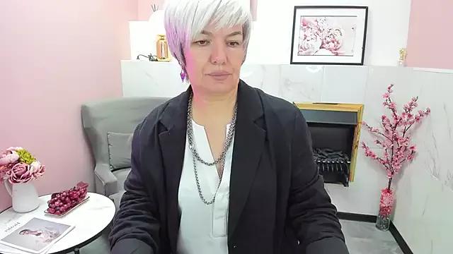 CarmenSoft from StripChat is Freechat