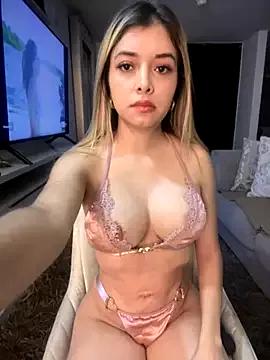 Entertain your itch for girls livestreamers with our collection of stunning models, skilled in the art of temptation and delight.