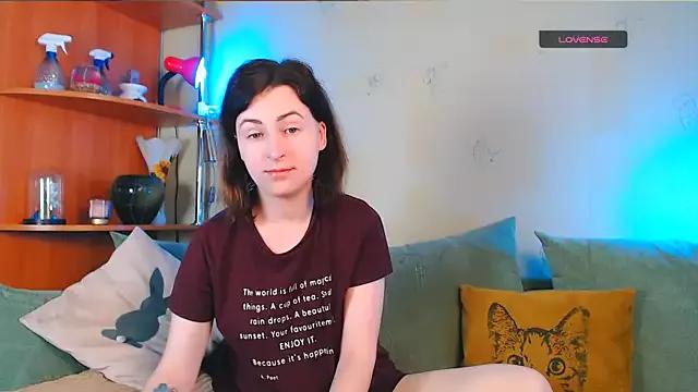 Photos of Caroline1995 from StripChat is Freechat