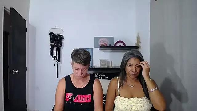Carry_Big from StripChat is Freechat