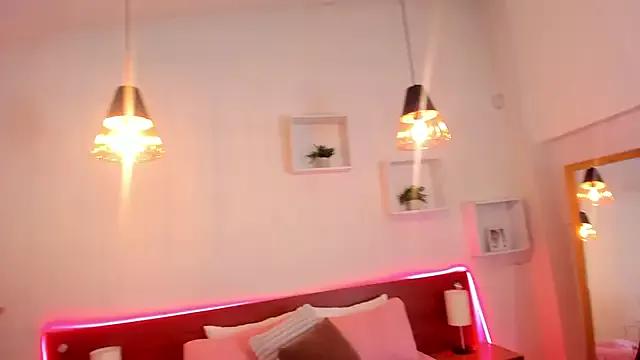 Cat__Moon__ from StripChat is Freechat