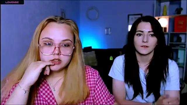 catherine_kitty from StripChat is Freechat