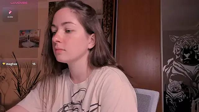 cClandesTina from StripChat is Freechat