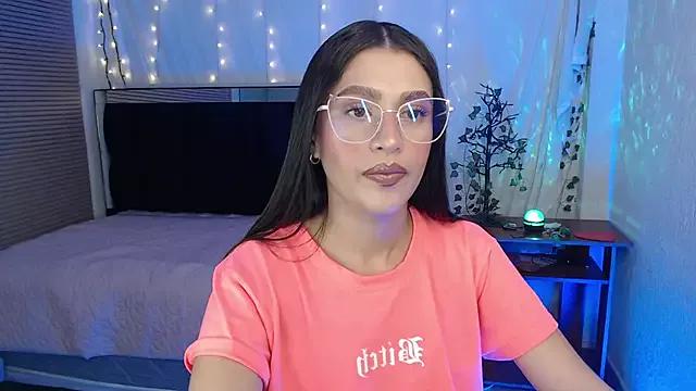 Entertain your itch for girls livestreamers with our collection of stunning models, skilled in the art of temptation and delight.