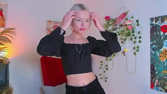 Entertain your itch for girls livestreamers with our collection of stunning models, skilled in the art of temptation and delight.