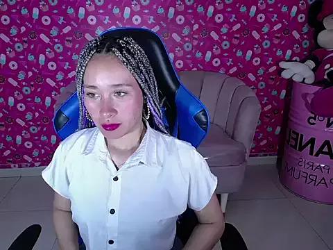 Entertain your itch for girls livestreamers with our collection of stunning models, skilled in the art of temptation and delight.