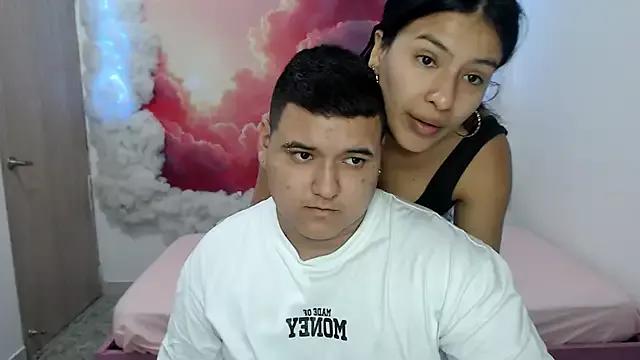 Charly_and_laura from StripChat is Freechat