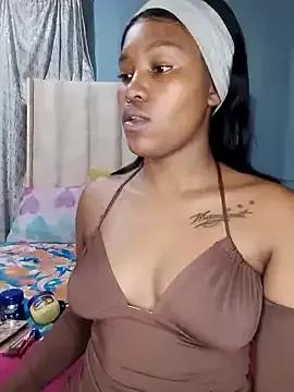 charmainexxx from StripChat is Freechat