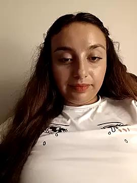 CharmingMaddie from StripChat is Freechat
