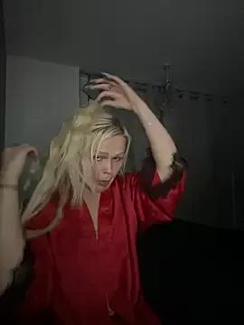 CherryXOX- from StripChat is Freechat