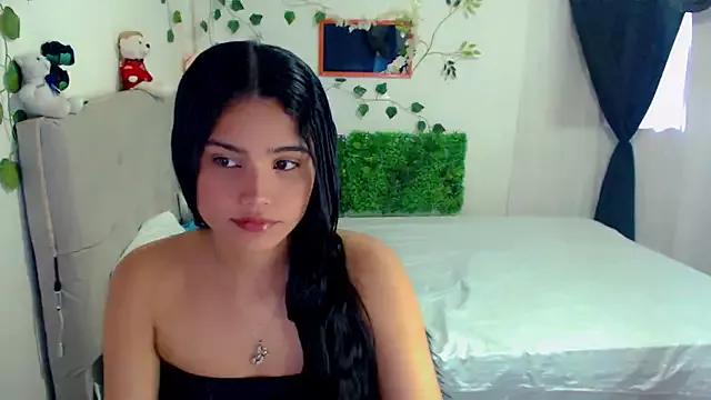Chiara_latina from StripChat is Freechat