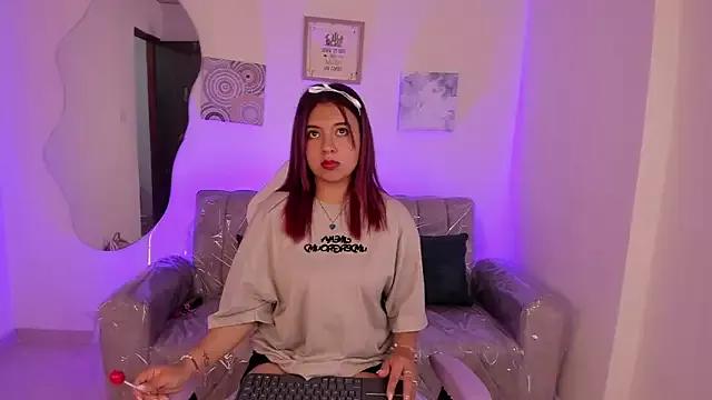 chloe_colliins from StripChat is Freechat