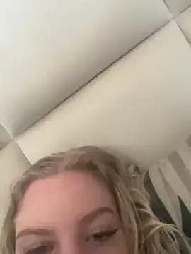 Chloemillerrxx_ from StripChat is Freechat