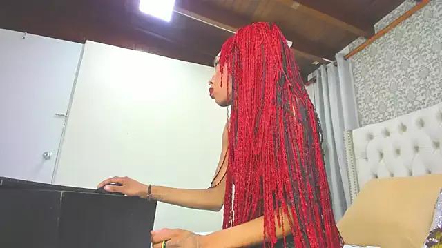 chloesweetie_ from StripChat is Freechat