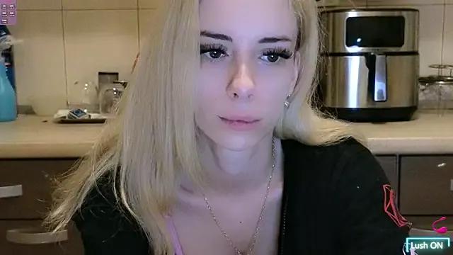 Entertain your itch for girls livestreamers with our collection of stunning models, skilled in the art of temptation and delight.