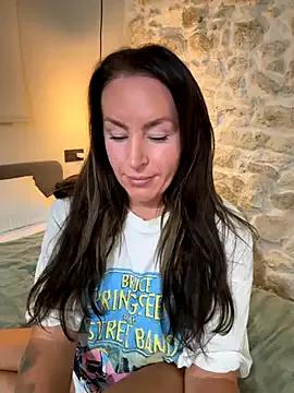 Christina_Siemone from StripChat is Freechat