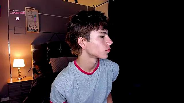 Christopher_77 from StripChat is Freechat