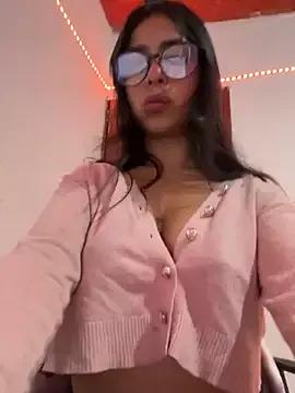 Entertain your itch for girls livestreamers with our collection of stunning models, skilled in the art of temptation and delight.