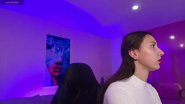 ClaraVelvet_Eup from StripChat is Freechat