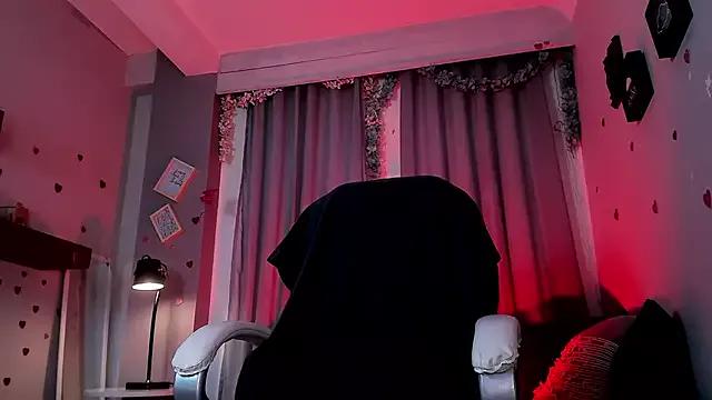 CoralineRicce_ from StripChat is Freechat