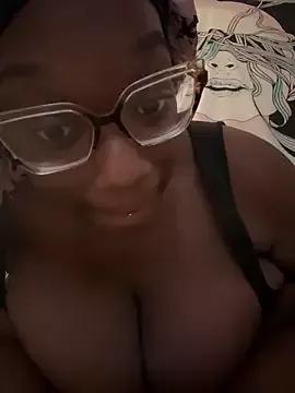 CreamedUpCutie from StripChat is Freechat