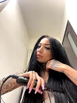 Entertain your itch for girls livestreamers with our collection of stunning models, skilled in the art of temptation and delight.