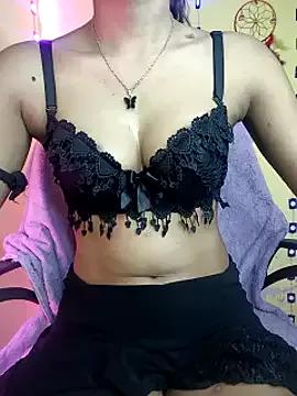 crezygirl0143 from StripChat is Freechat