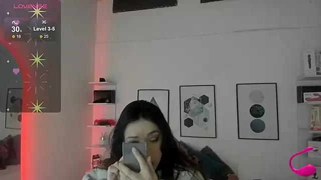 cristal__hot_1 from StripChat is Freechat