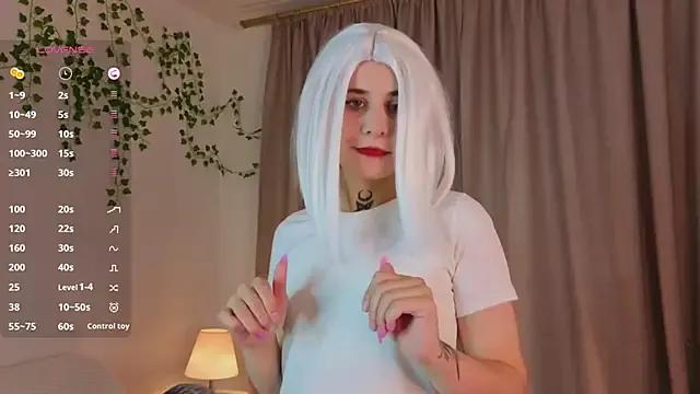 CrystalMyst from StripChat is Freechat