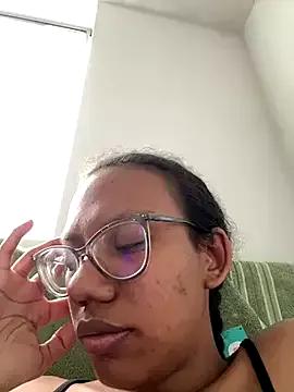 Curly_lily from StripChat is Freechat