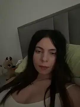 CurlyLara from StripChat is Freechat