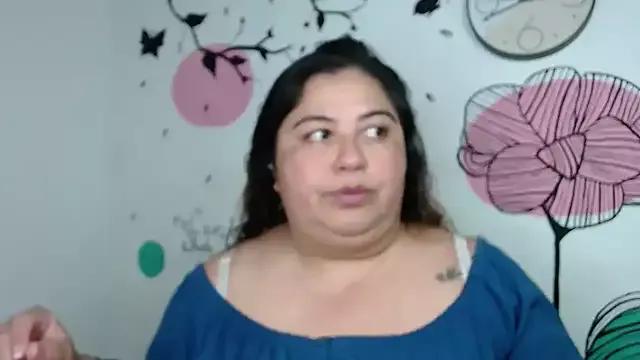 curvy_diva_ from StripChat is Freechat