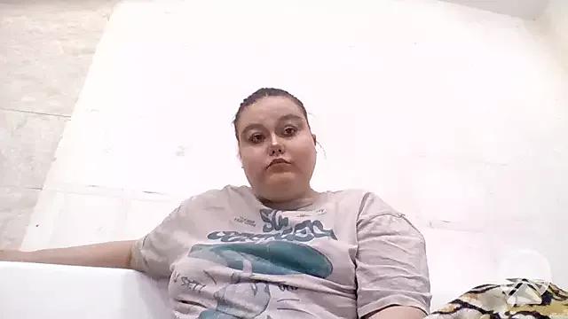 Curvybabybbw from StripChat is Freechat