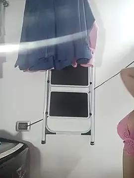 CurvySara1 from StripChat is Freechat