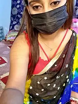 Cute-lusi from StripChat is Freechat