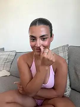 Entertain your itch for girls livestreamers with our collection of stunning models, skilled in the art of temptation and delight.