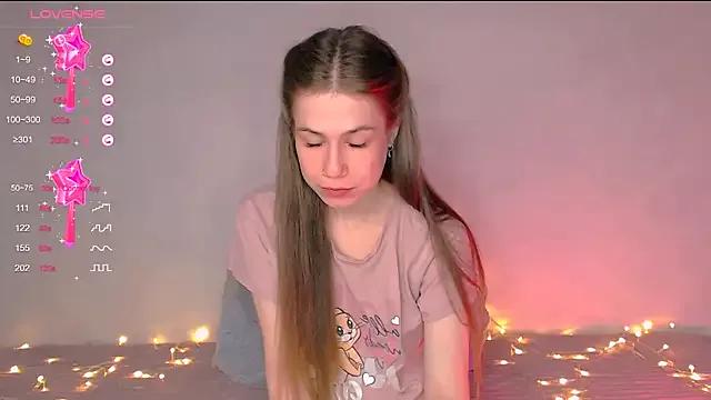 cute_girl_211 from StripChat is Freechat