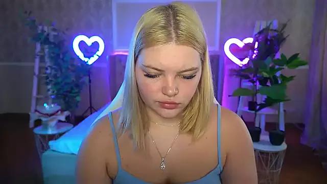 Entertain your itch for girls livestreamers with our collection of stunning models, skilled in the art of temptation and delight.